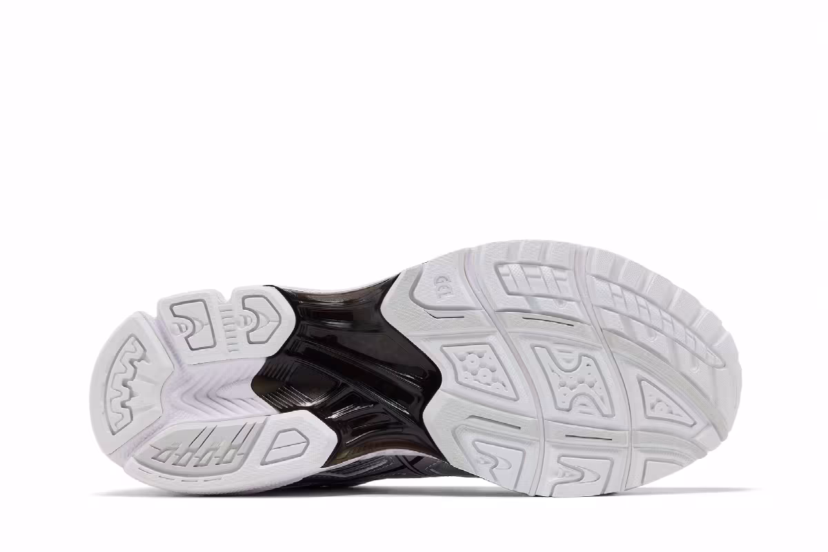 ASICS Gel Nimbus 10.1 White Black, view 5