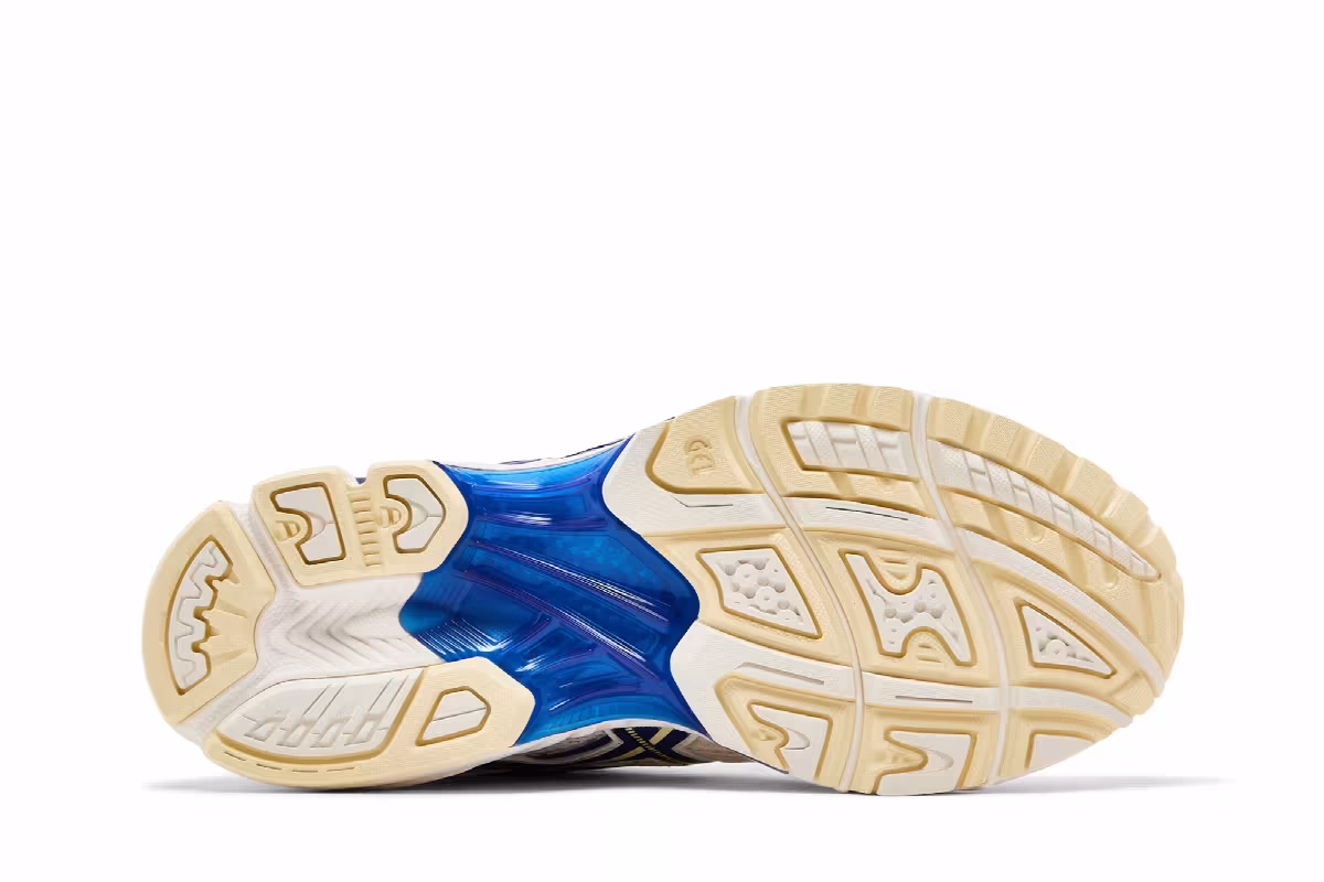 END. x ASICS Gel Nimbus 10.1 Milk, view 5