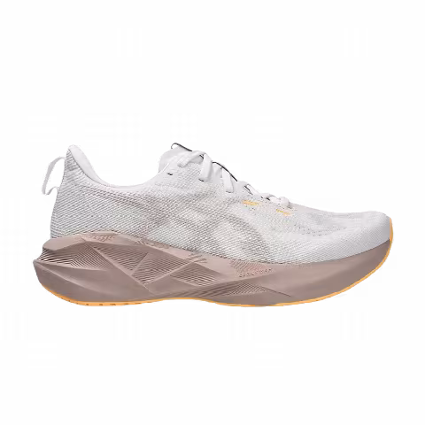 ASICS Wmns Novablast 5 'White Fawn'