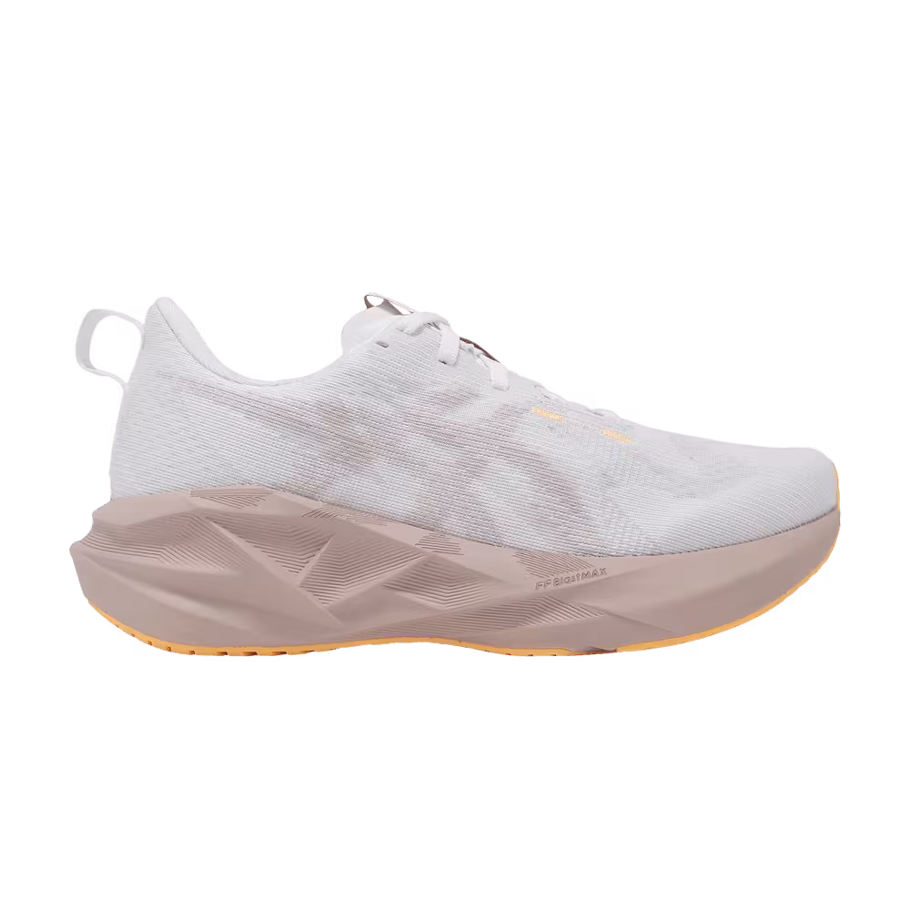 Asics Women's Novablast 5 Wide White Fawn
