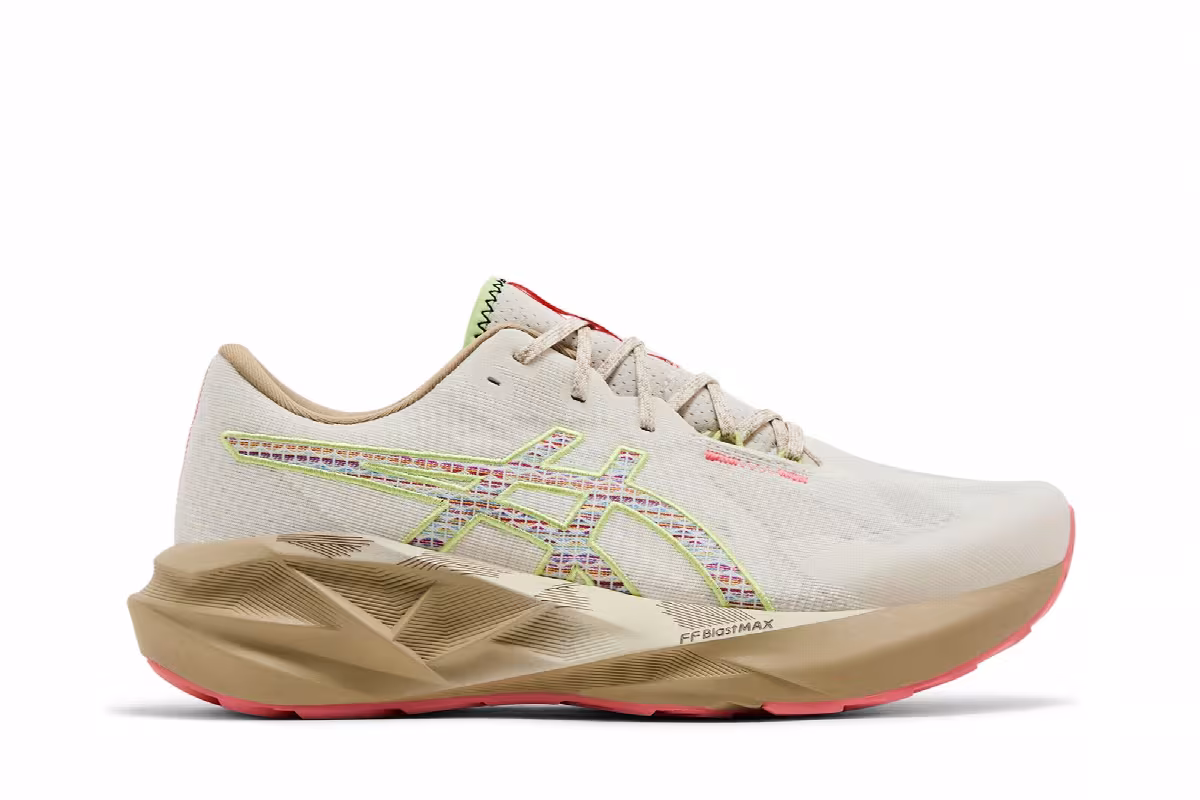 ASICS Women's Novablast 5 TR Nature Bathing, view 2