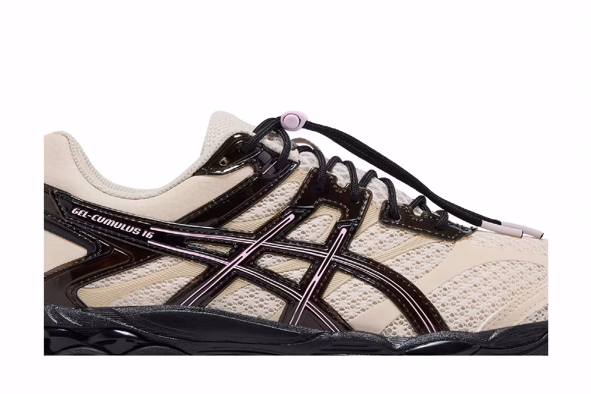 Finesse x ASICS Gel Cumulus 16 Desert Rose, view 3