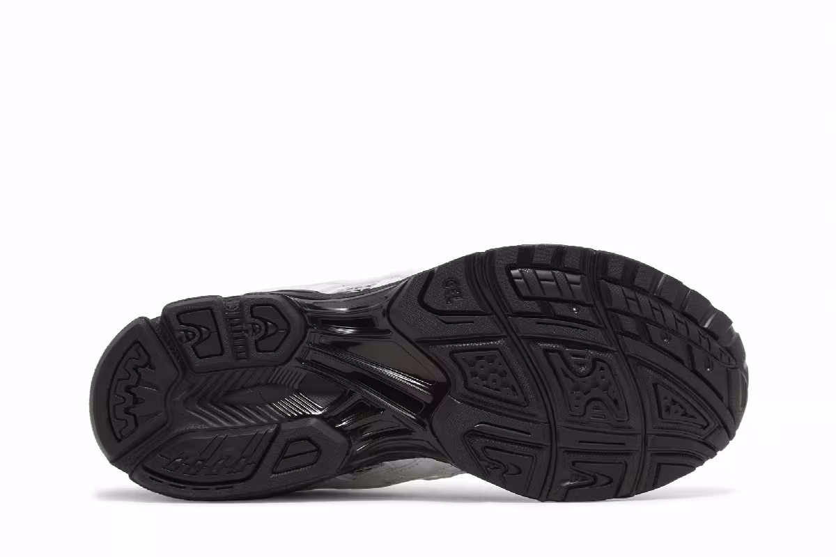 GmbH x ASICS Gel Kayano Legacy White Black, view 5