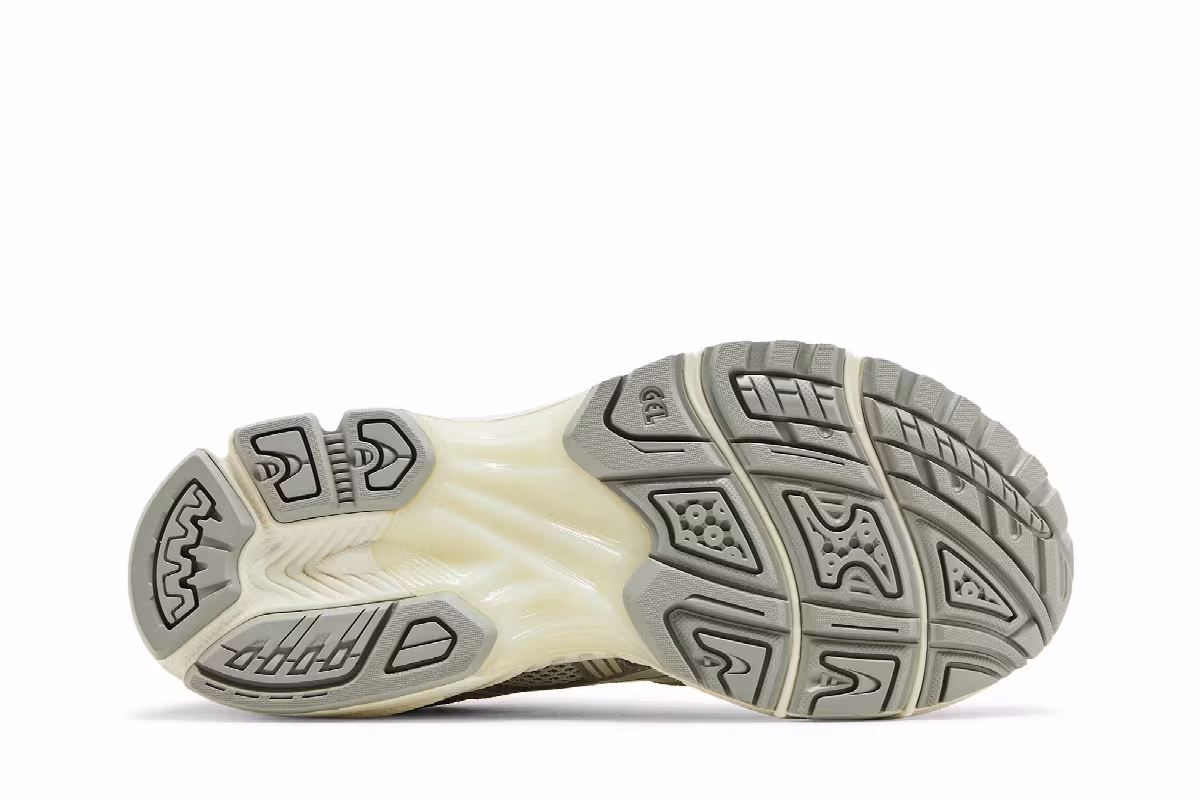 ASICS Gel Kayano 14 White Sage Smoke Grey, view 5