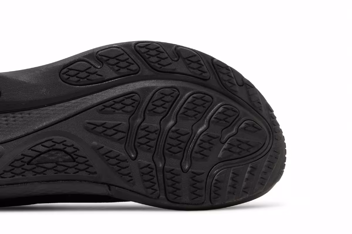 ASICS Gel Kayano 30 Extra Wide Triple Black, view 6
