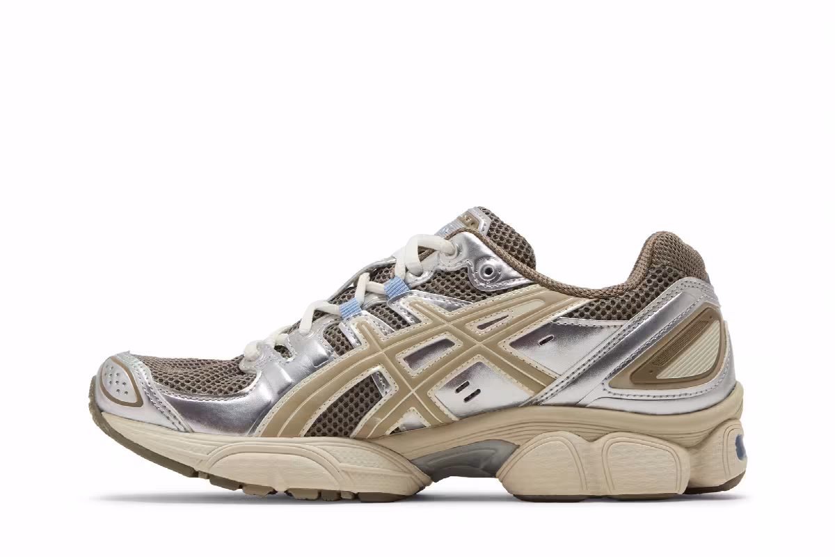 ASICS Women's Gel Nimbus 9 Pepper Wood Crepe, view 4