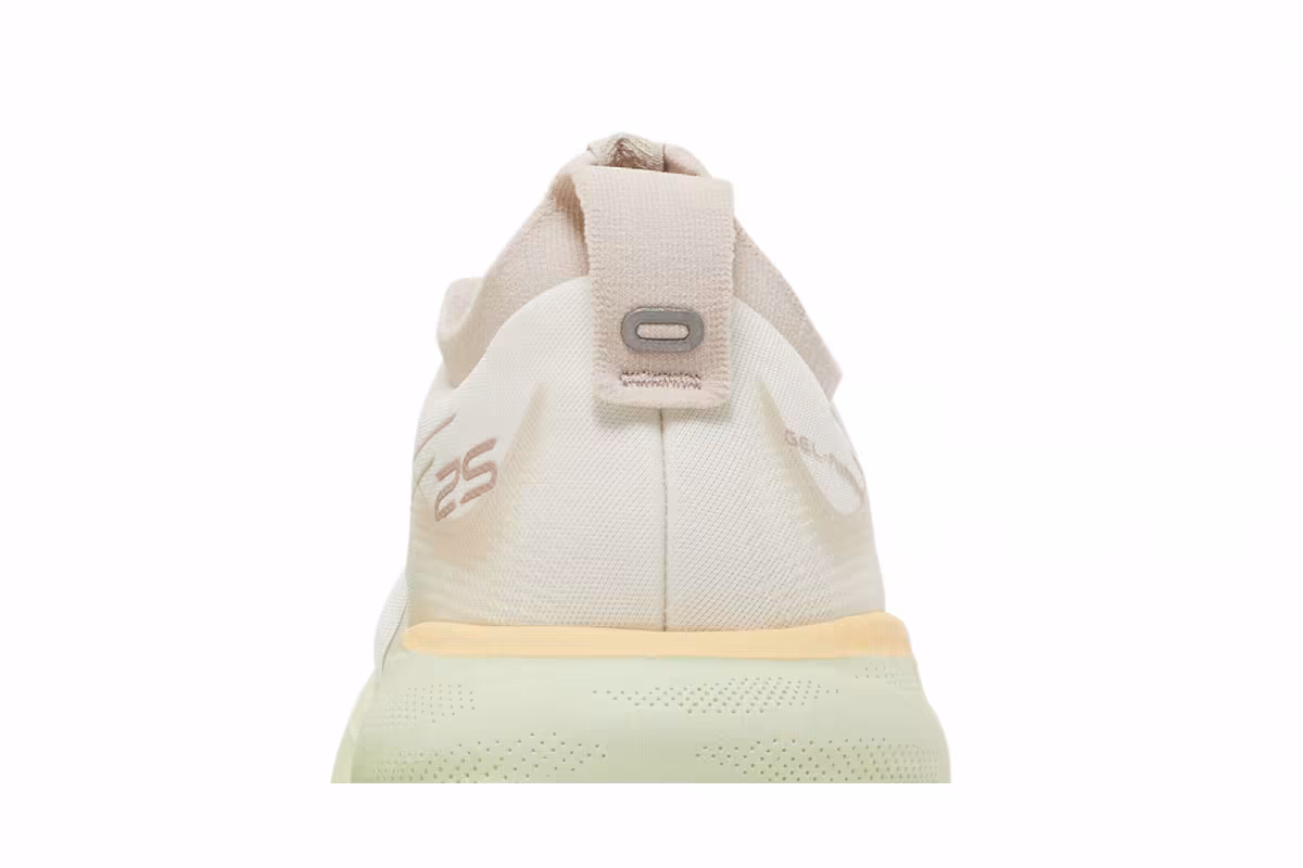 ASICS Gel Nimbus 25 Cream Fawn, view 8