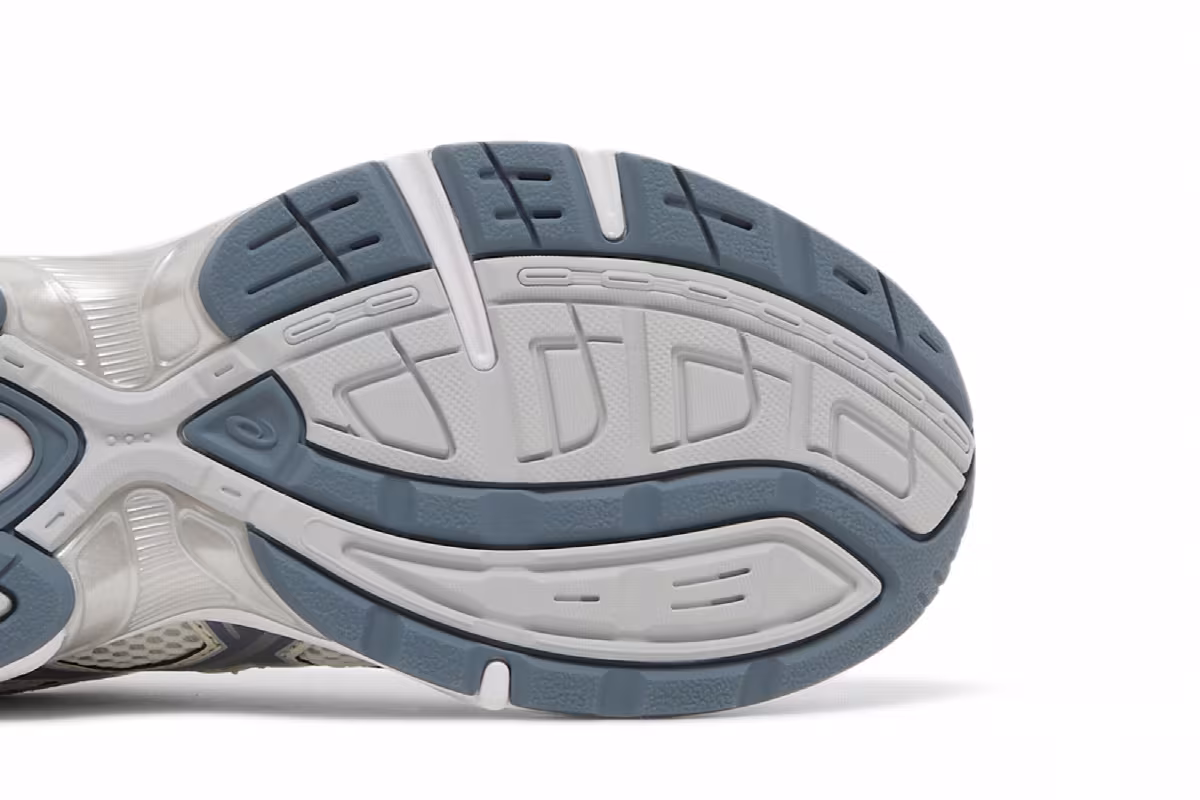 ASICS Gel 1130 Silver Ironclad, view 6