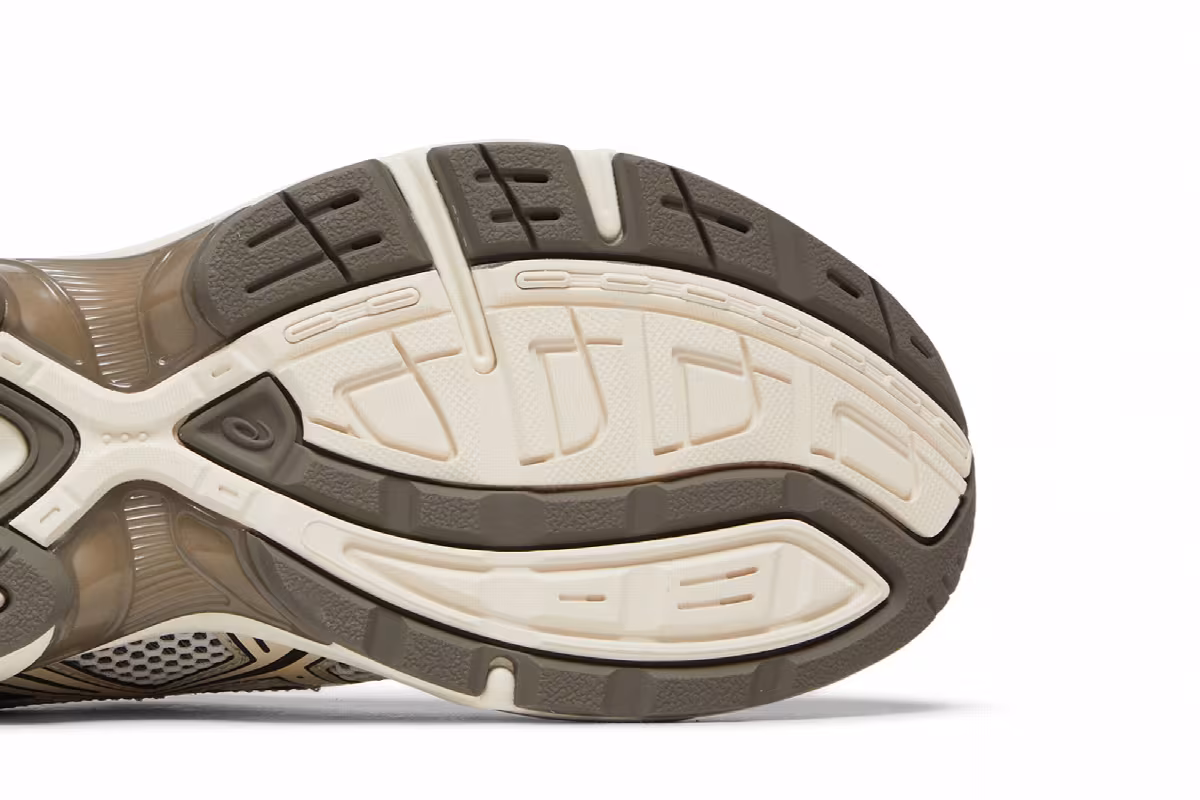 ASICS Gel 1130 Birch Dark Taupe, view 6