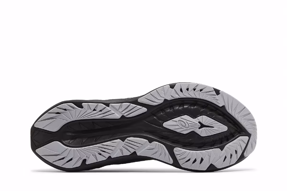 ASICS Novablast 4 Black Graphite Grey, view 5