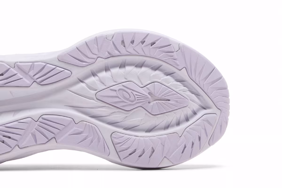 ASICS Women's Novablast 4 Lilac Hint, view 6