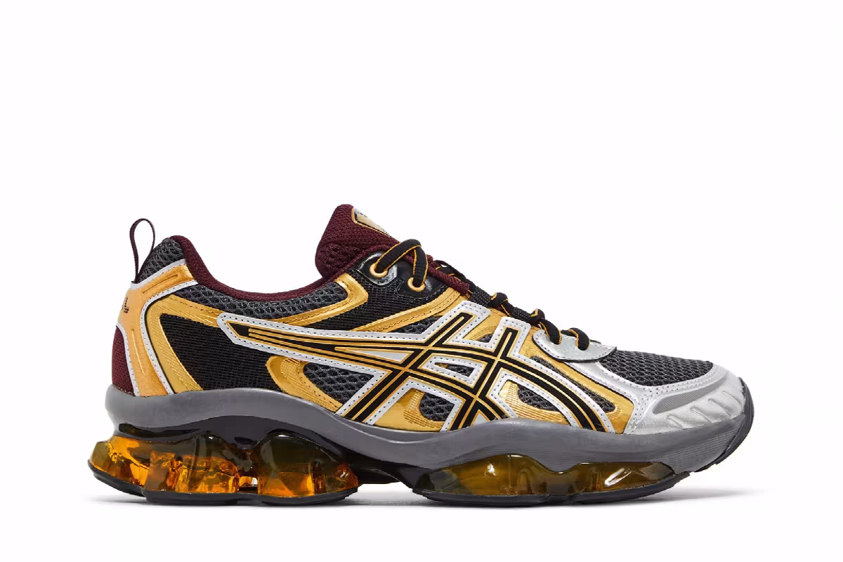 ASICS Gel Quantum Kinetic Carbon Pure Gold, view 2