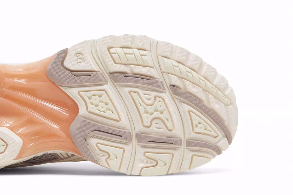 Asics Women's Gel Kayano 14 White Peach Cream, view 6