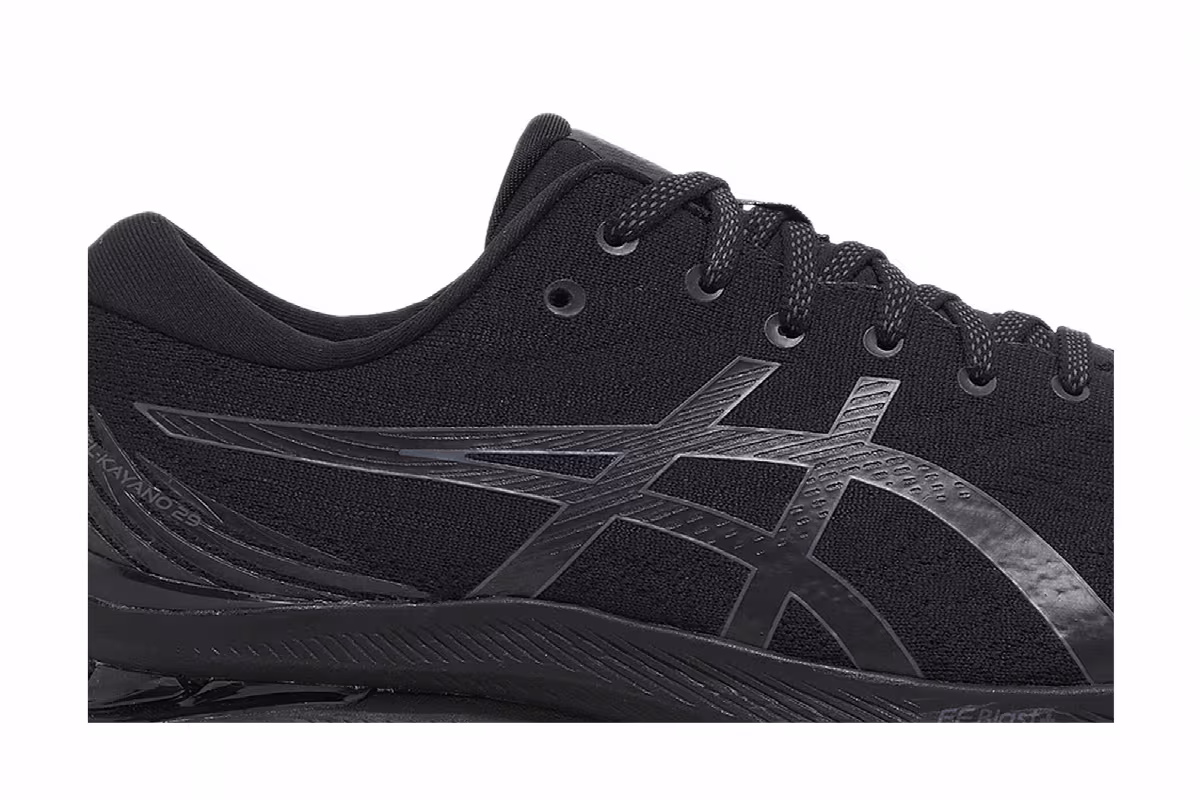 Asics Gel Kayano 29 4E Wide Triple Black, view 3