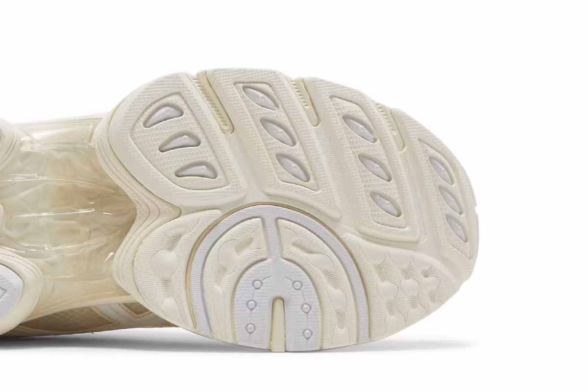 Jessica Gonsalves x ASICS Gel Nimbus 9, view 6