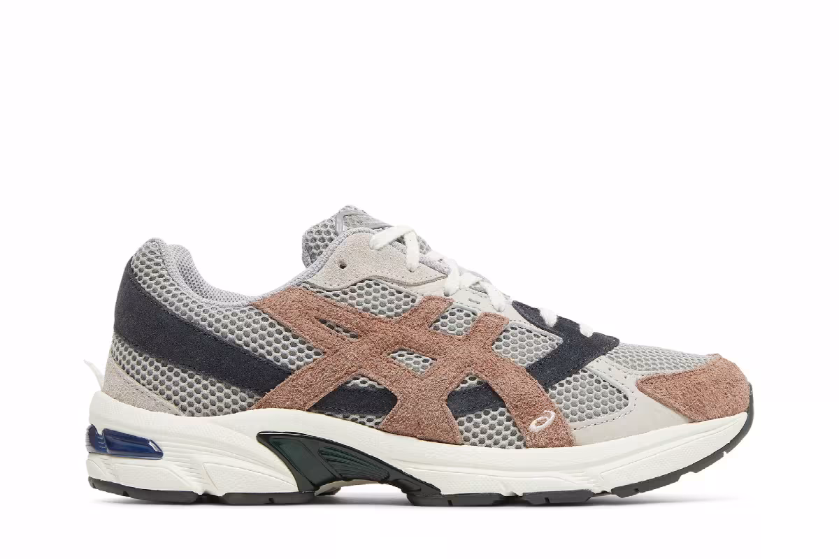 HAL STUDIOS x ASICS Gel 1130 Earth, view 2