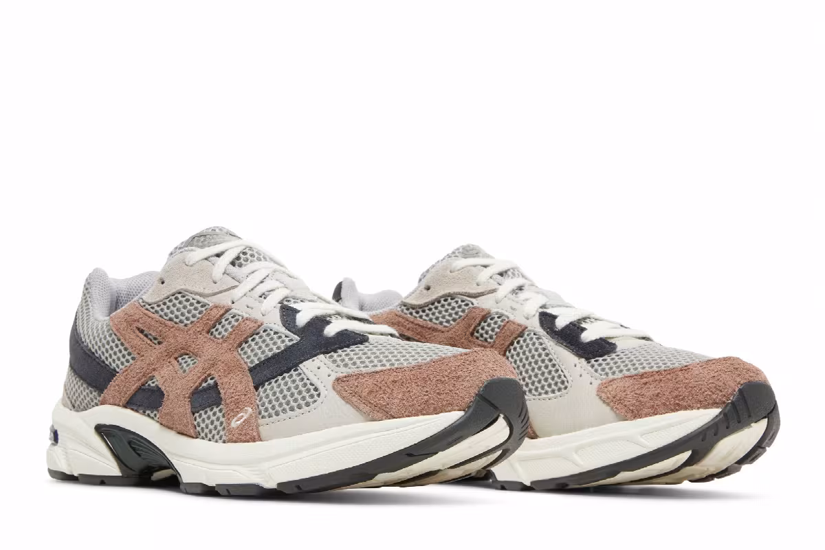 HAL STUDIOS x ASICS Gel 1130 Earth, view 9