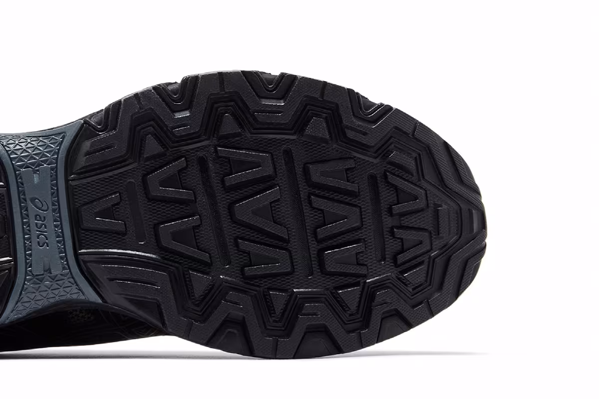 ASICS Gel Venture 8 Triple Black, view 6