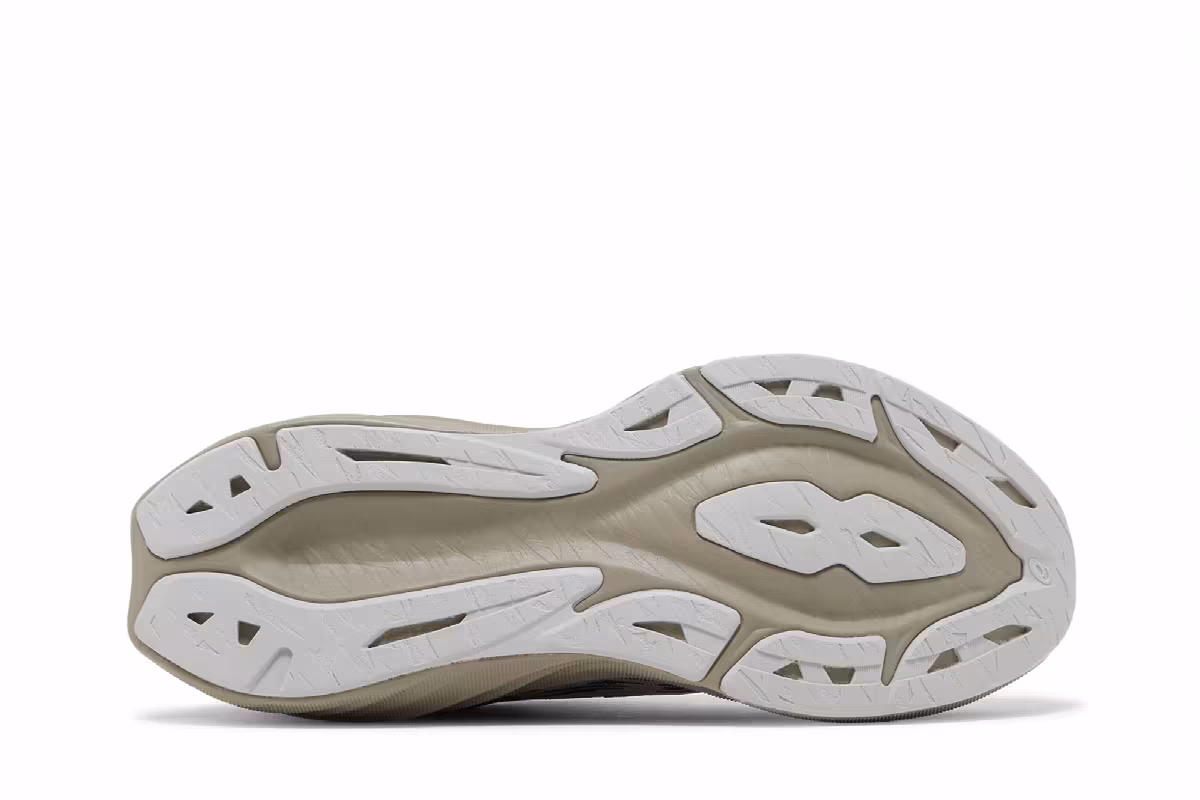 Asics Novablast 3 Black Mink, view 5