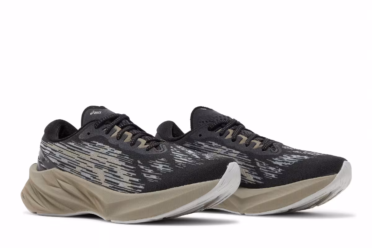 Asics Novablast 3 Black Mink, view 9