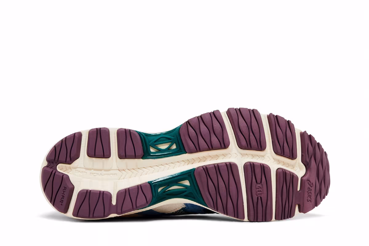 Asics Gel MC Plus Grape Azure, view 5