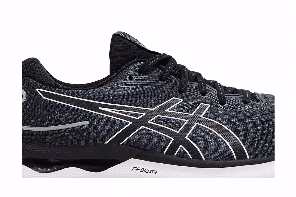 Asics Gel Nimbus 24 2E Wide Black White, view 3