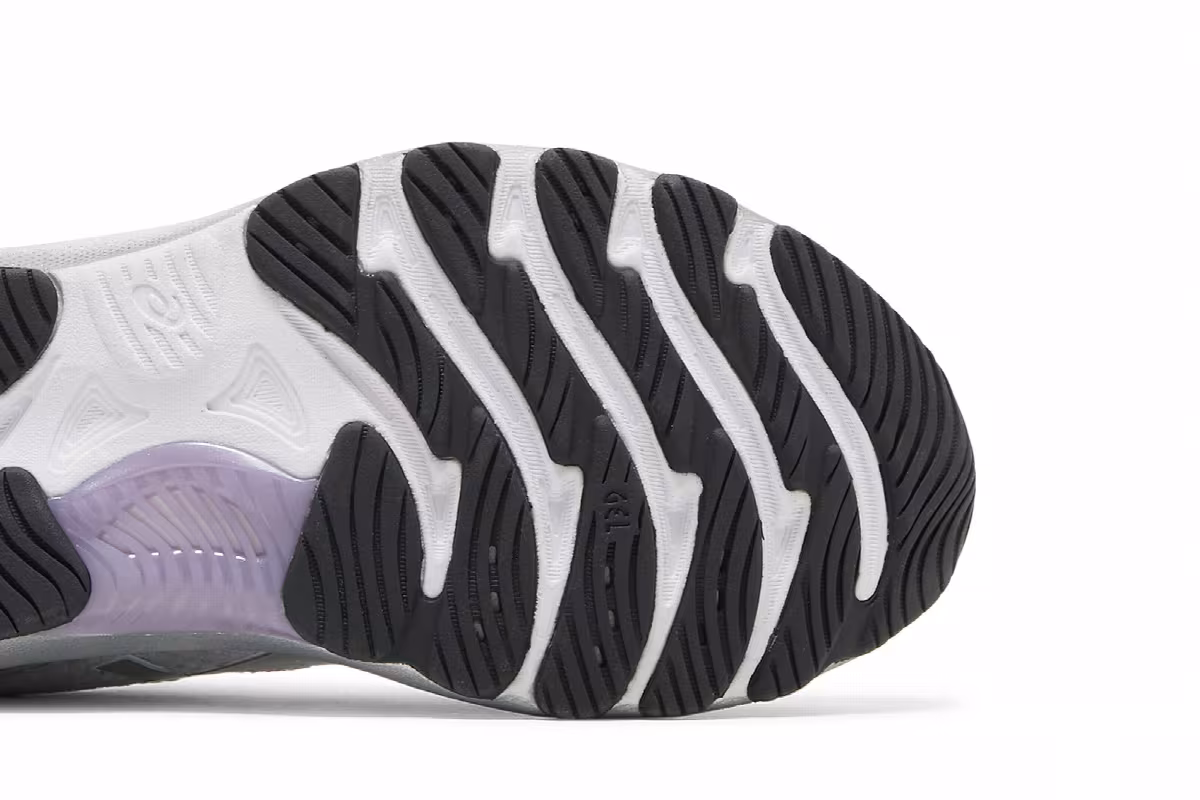 Asics Women's Gel Nimbus 23 Platinum, view 6