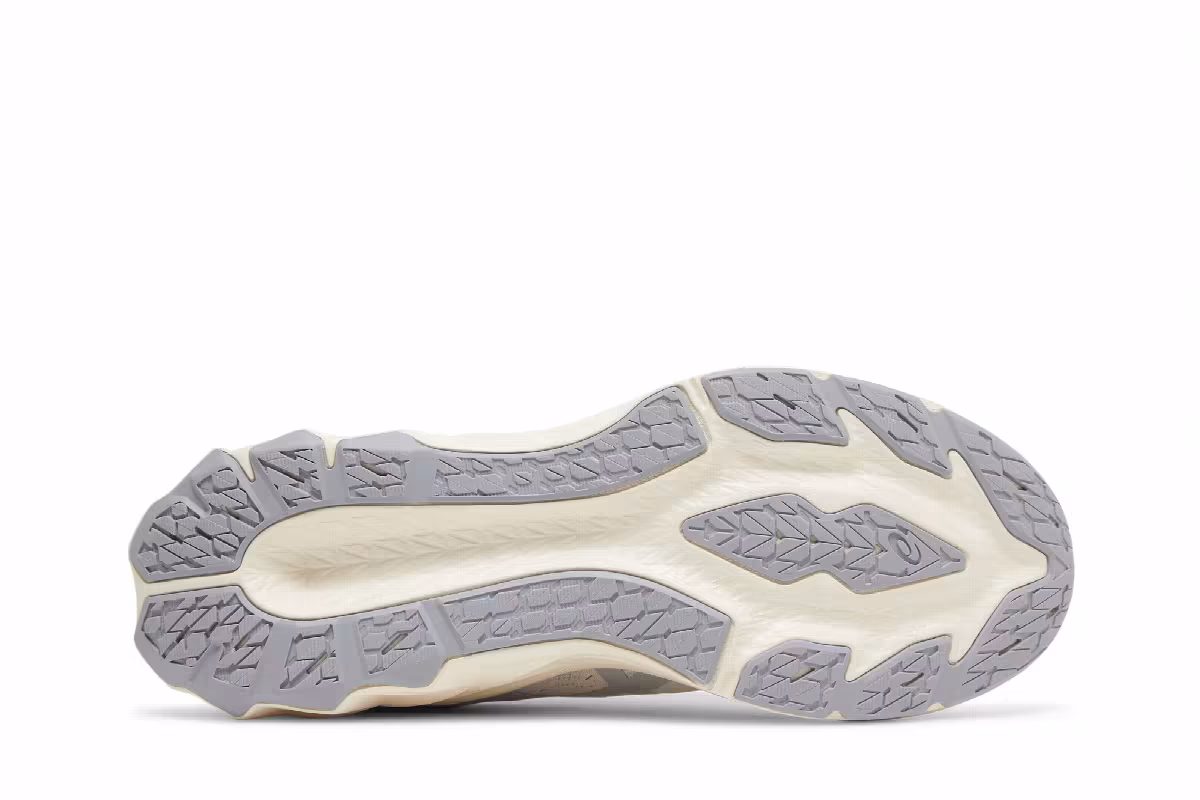 Asics Novablast 2 SPS Smoke Grey, view 5