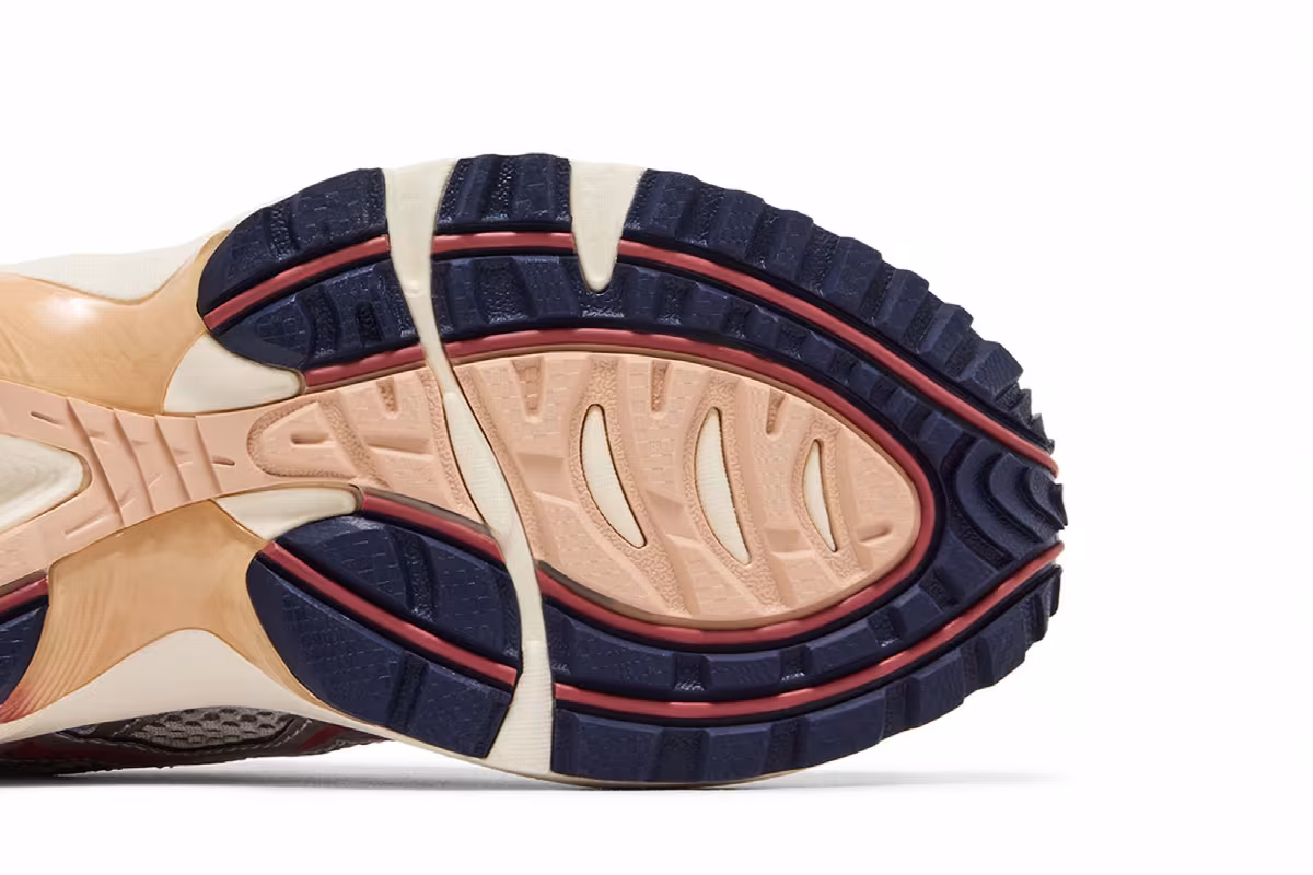 Sneakersnstuff x ASICS Women's Gel 1090 Pure Silver Salmon, view 6