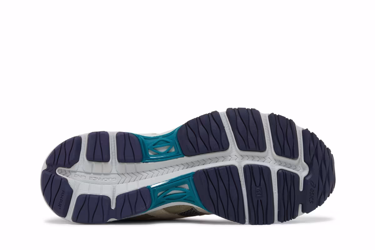 Asics Gel MC Plus Lichen Green Birch, view 5