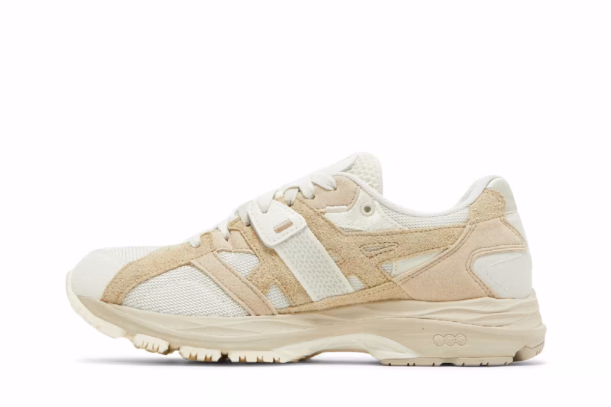 Asics Women's Gel MC Plus Ivory Putty, view 4