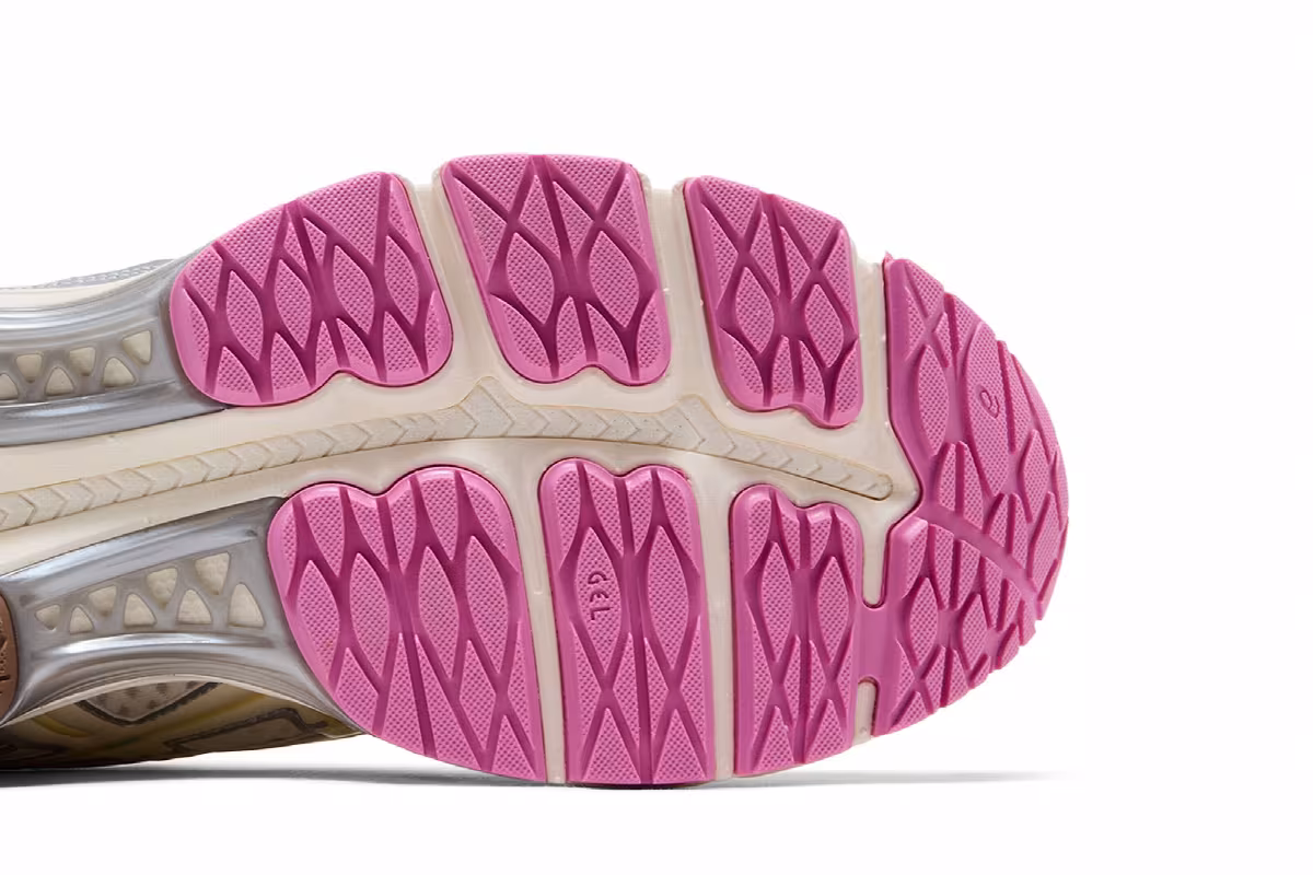 VANDYTHEPINK x ASICS Gel Kayano 12.1 Vanilla, view 6