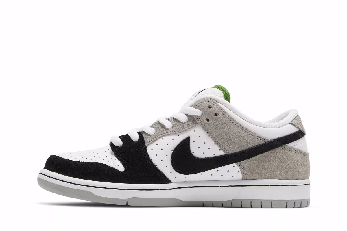 Nike Dunk Low SB Chlorophyll, view 4