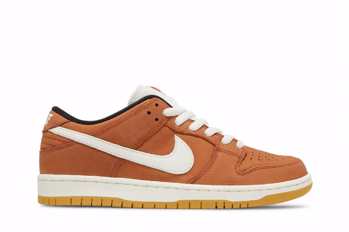 Nike Dunk Low Pro ISO SB Dark Russet, view 2