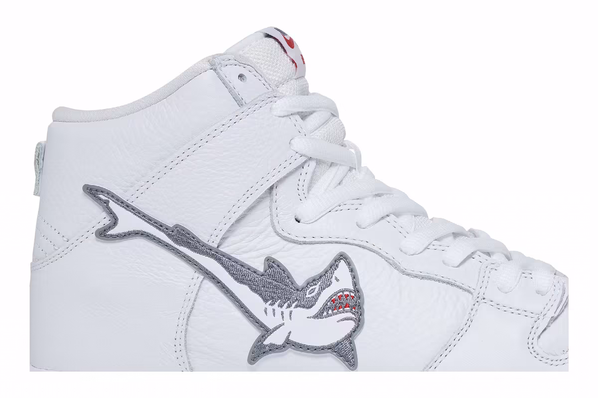 Oski x Nike Dunk High SB Great White Shark, view 3