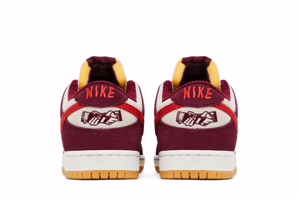 Nike Skate Like a Girl x Dunk Low SB Special Box, view 7