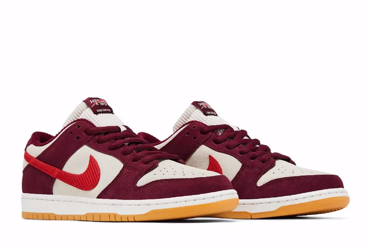 Nike Skate Like a Girl x Dunk Low SB Special Box, view 9