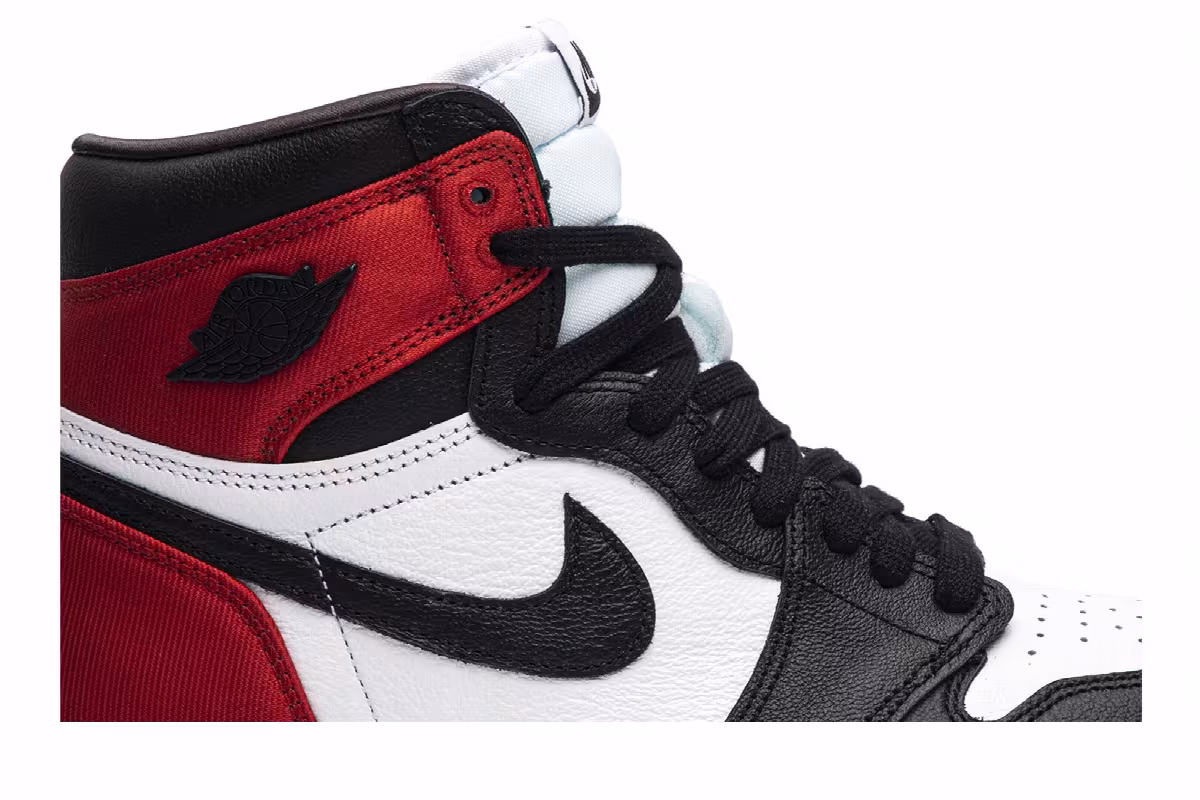 Women's Air Jordan 1 High Satin Black Toe, view 3