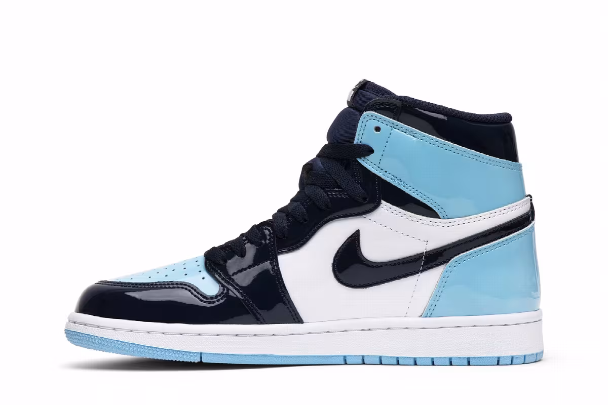 Women's Air Jordan 1 High OG Blue Chill, UNC, view 4