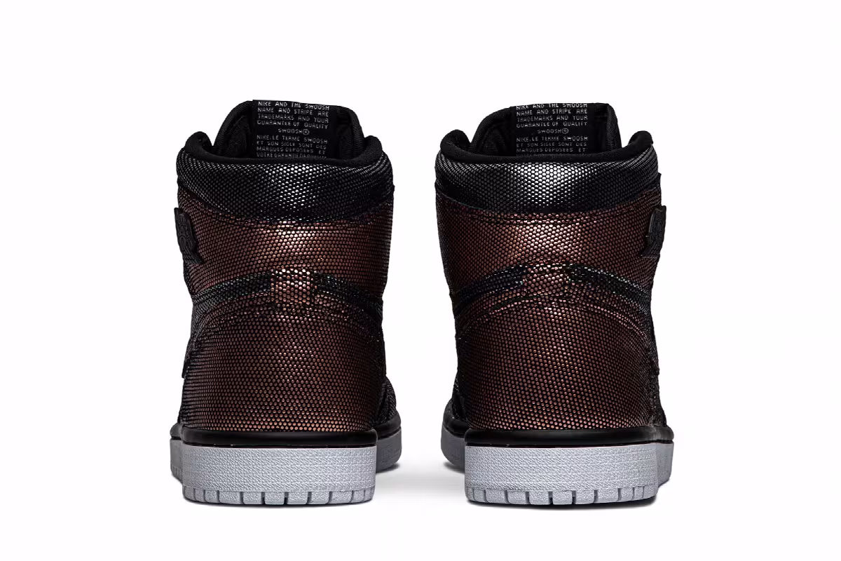 Women's Air Jordan 1 High OG Fearless, view 7