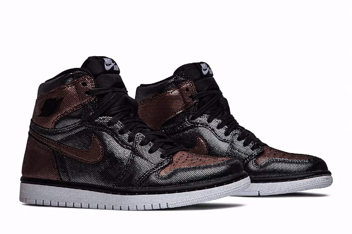 Women's Air Jordan 1 High OG Fearless, view 9