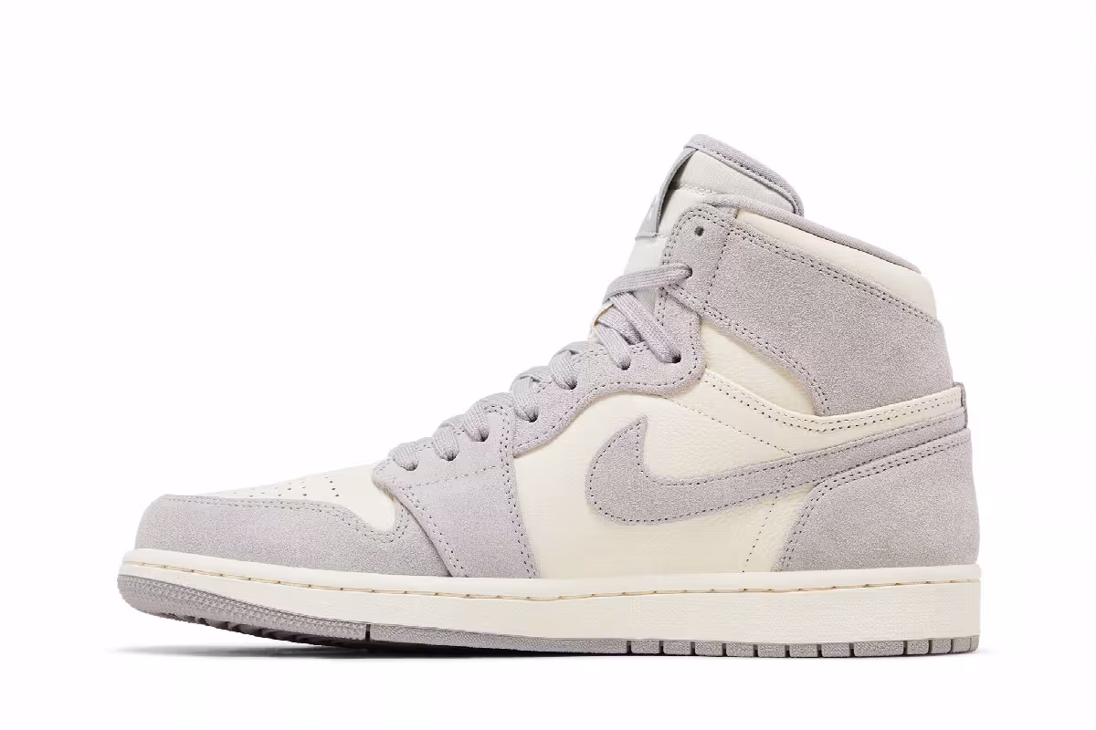 Women's Air Jordan 1 High Premium Atmosphere Grey, view 4