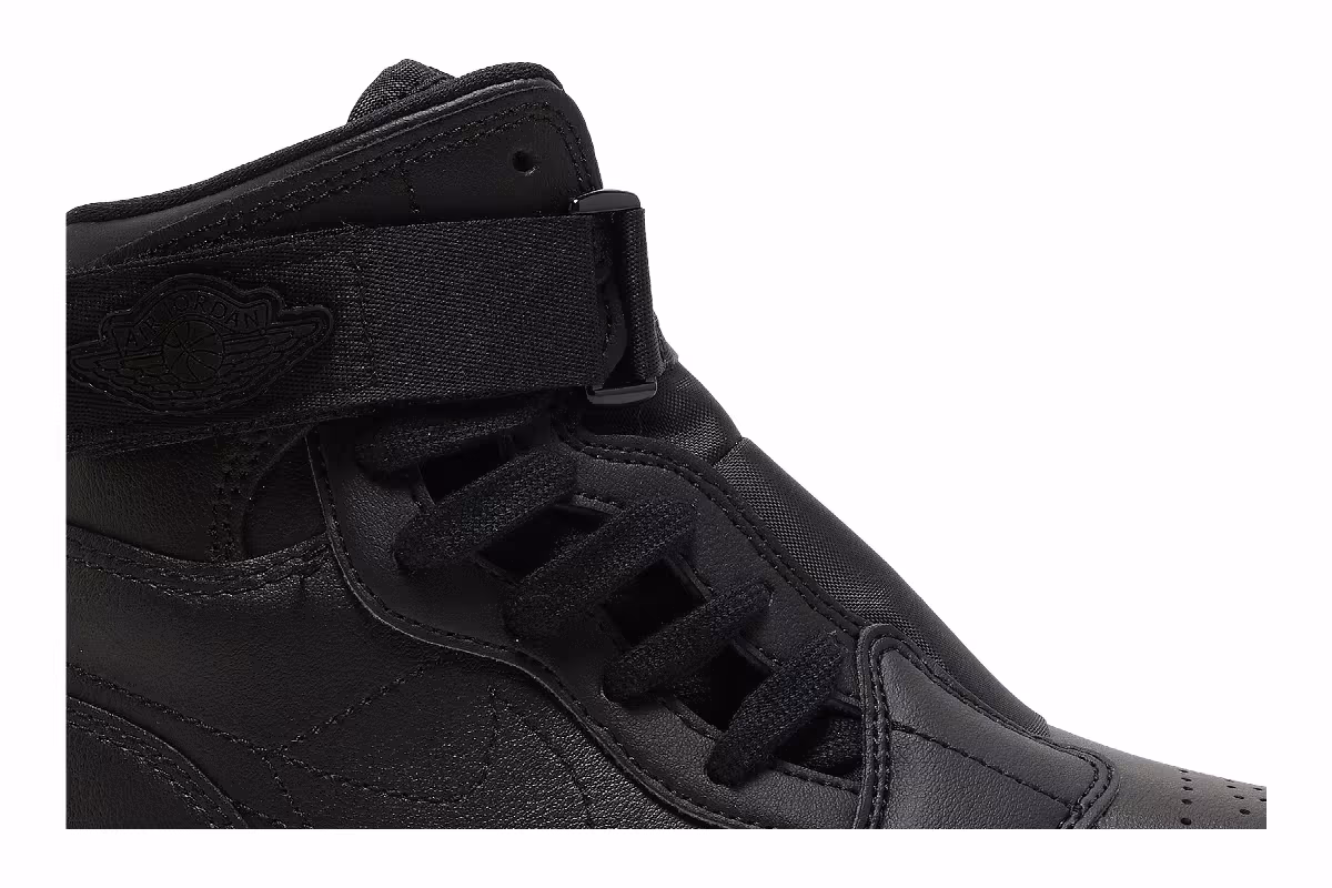Women's Air Jordan 1 Nova XX Black, view 3
