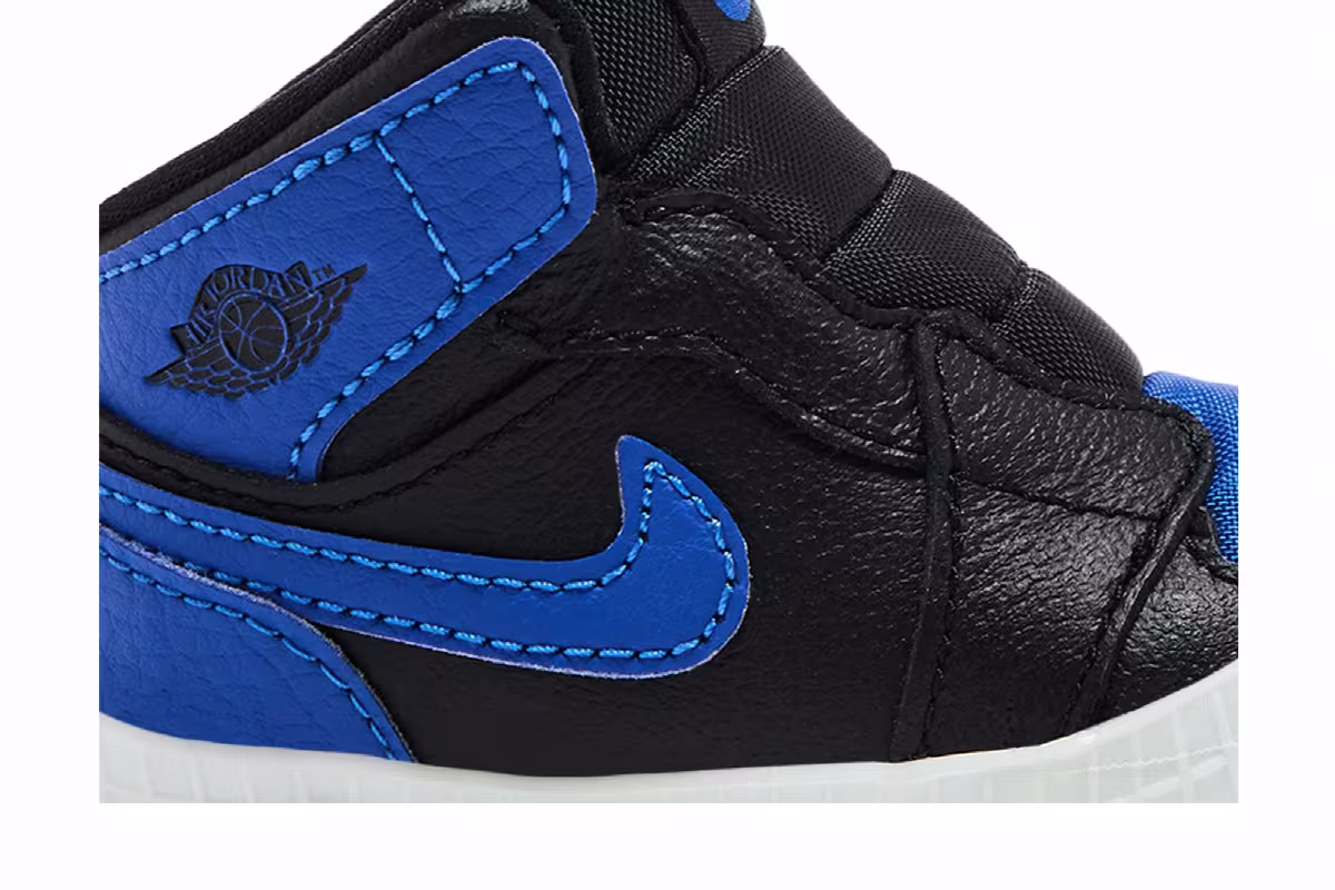Air Jordan 1 Crib Bootie Royal, view 3