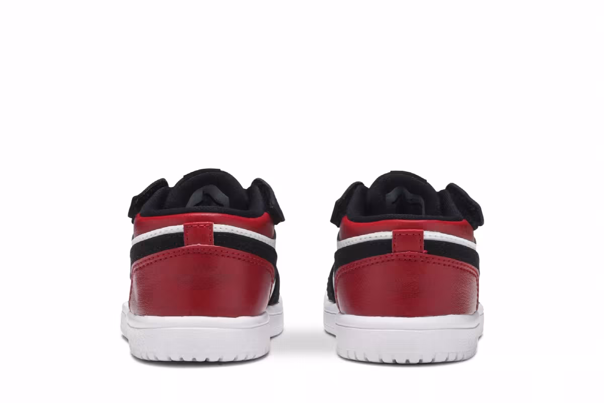 Air Jordan 1 Low ALT TD Black Toe, view 7