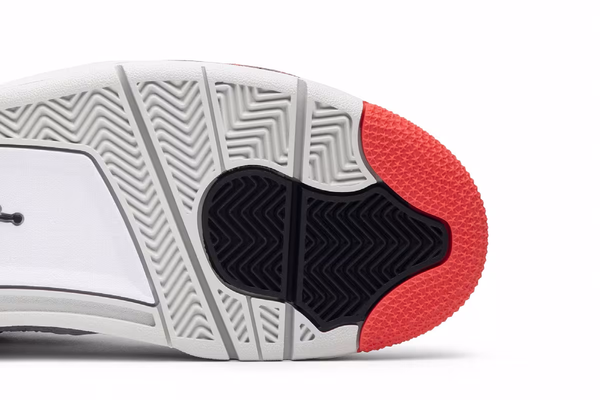 Air Jordan 4 Pale Citron, view 6