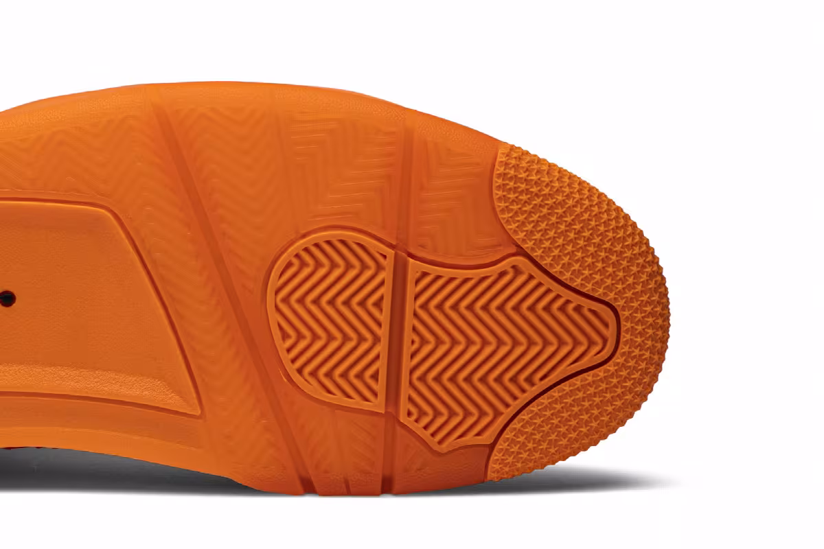 Air Jordan 4 Flyknit Total Orange, view 6