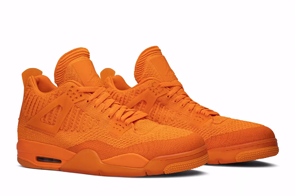 Air Jordan 4 Flyknit Total Orange, view 9