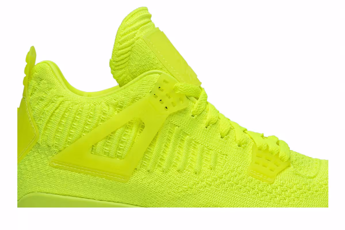 Air Jordan 4 Flyknit Volt, view 3