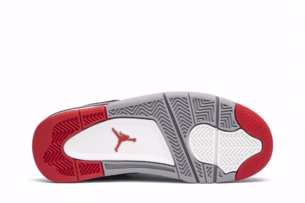 Air Jordan 4 OG GS Bred 2019, view 5